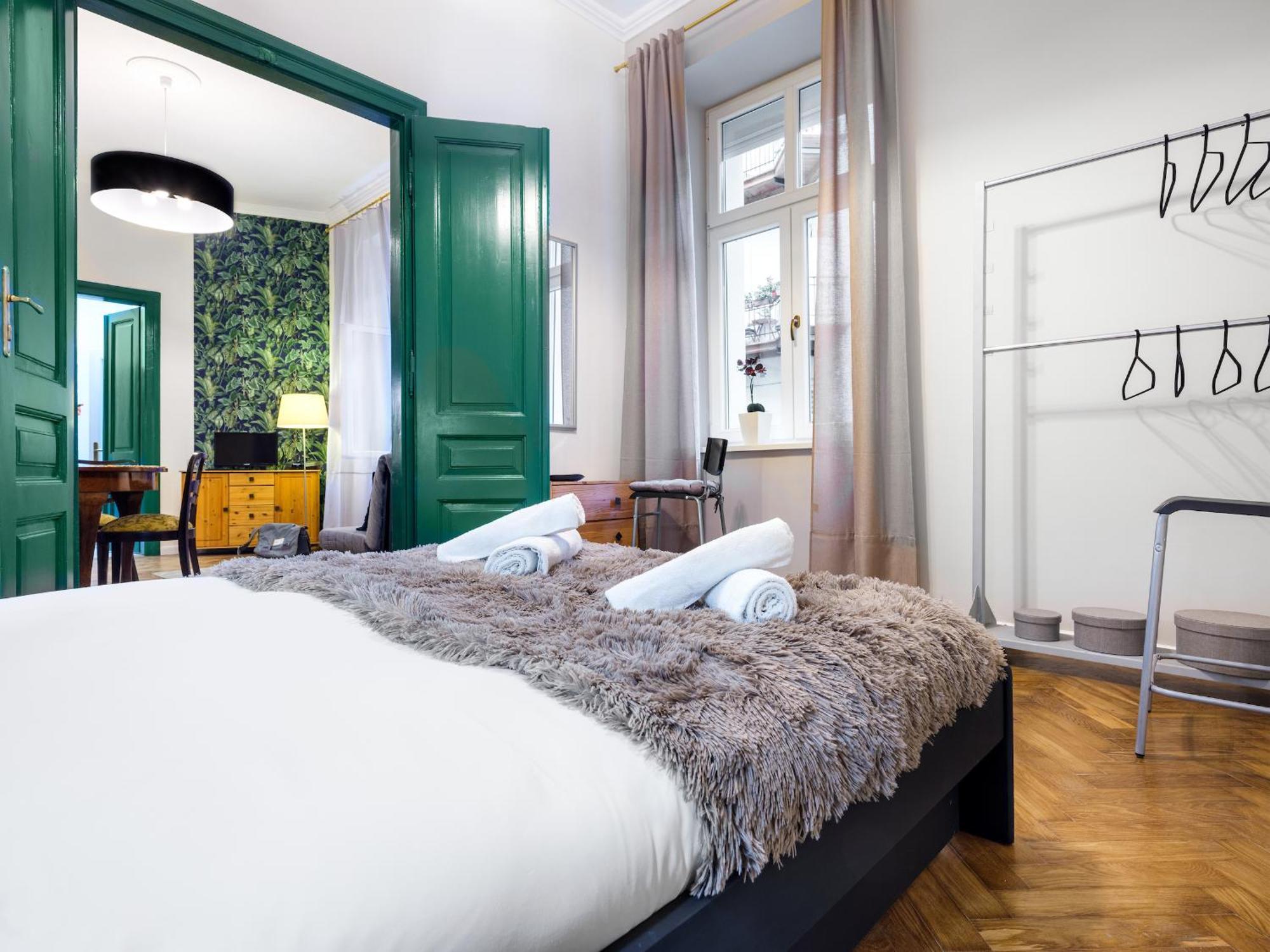 Tyzenhauz Apartments Lobzowska Street Krakow Luaran gambar
